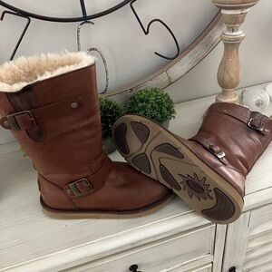 Ugg boots 
Excellent condition